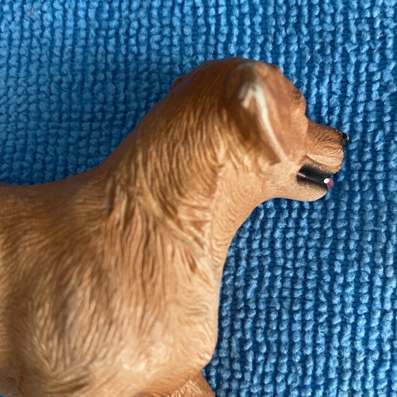 Breyer Dog Companion Animal Yellow Labrador Retriever - Picture 11 of 14